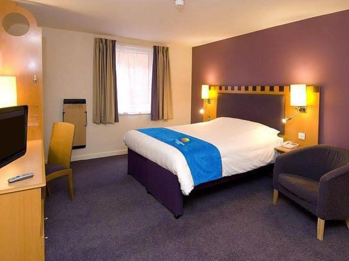 Comfort Inn Manchester North Middleton  Zewnętrze zdjęcie