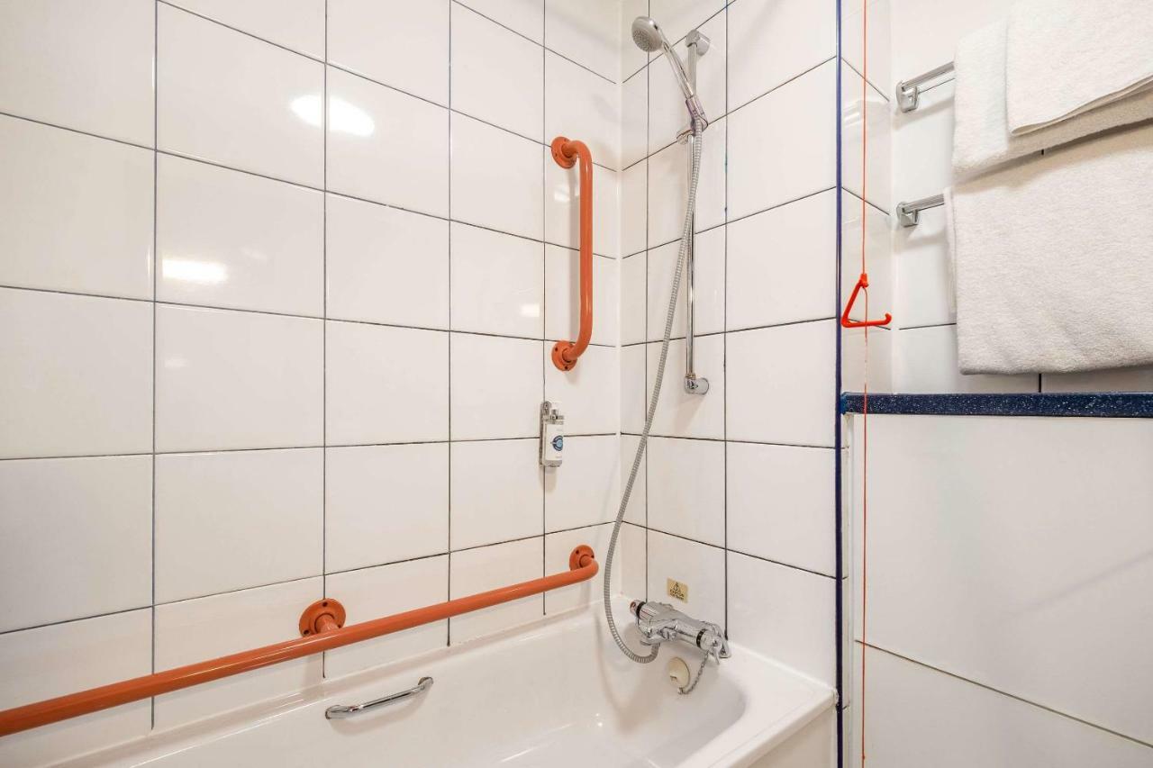 Comfort Inn Manchester North Middleton  Zewnętrze zdjęcie
